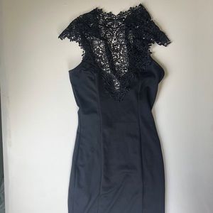 Lulus lace body con dress